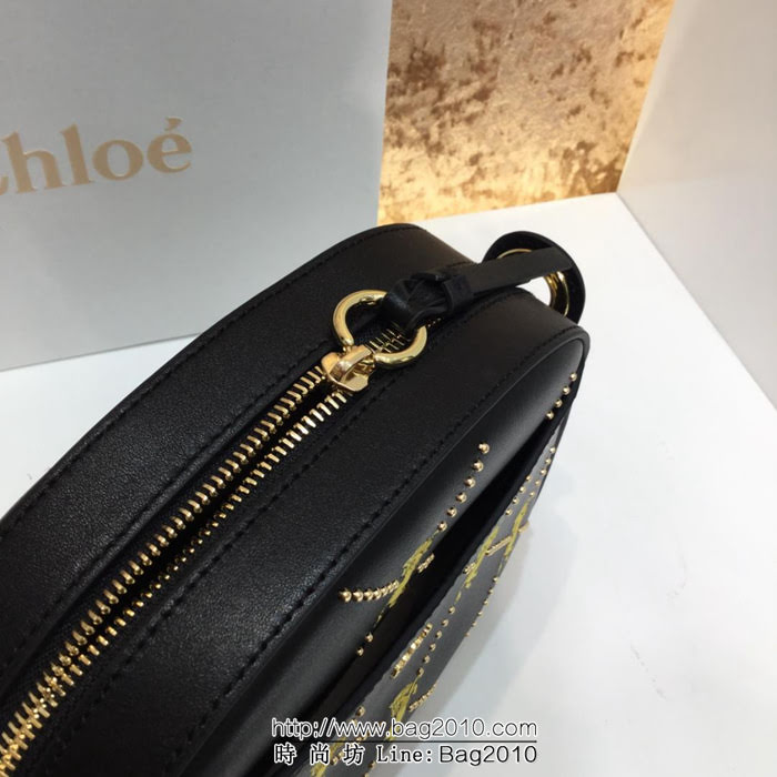 Chloe克洛伊 迷你Signature 駿馬刺繡圖案 鉚釘裝飾 小牛皮手袋 1805  ypk1049